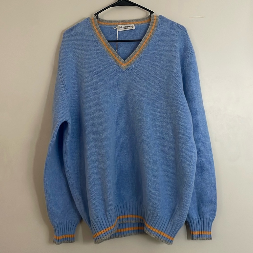 Made in Italy Bullock & Jones Men's Sky Blue V-Neck Sweater